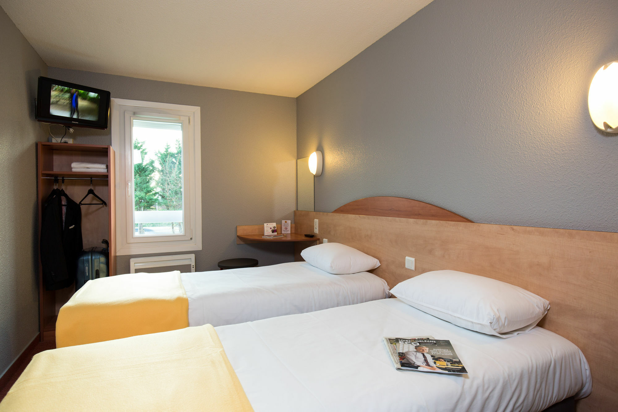 Kyriad Direct Orleans - La Chapelle St Mesmin Zewnętrze zdjęcie