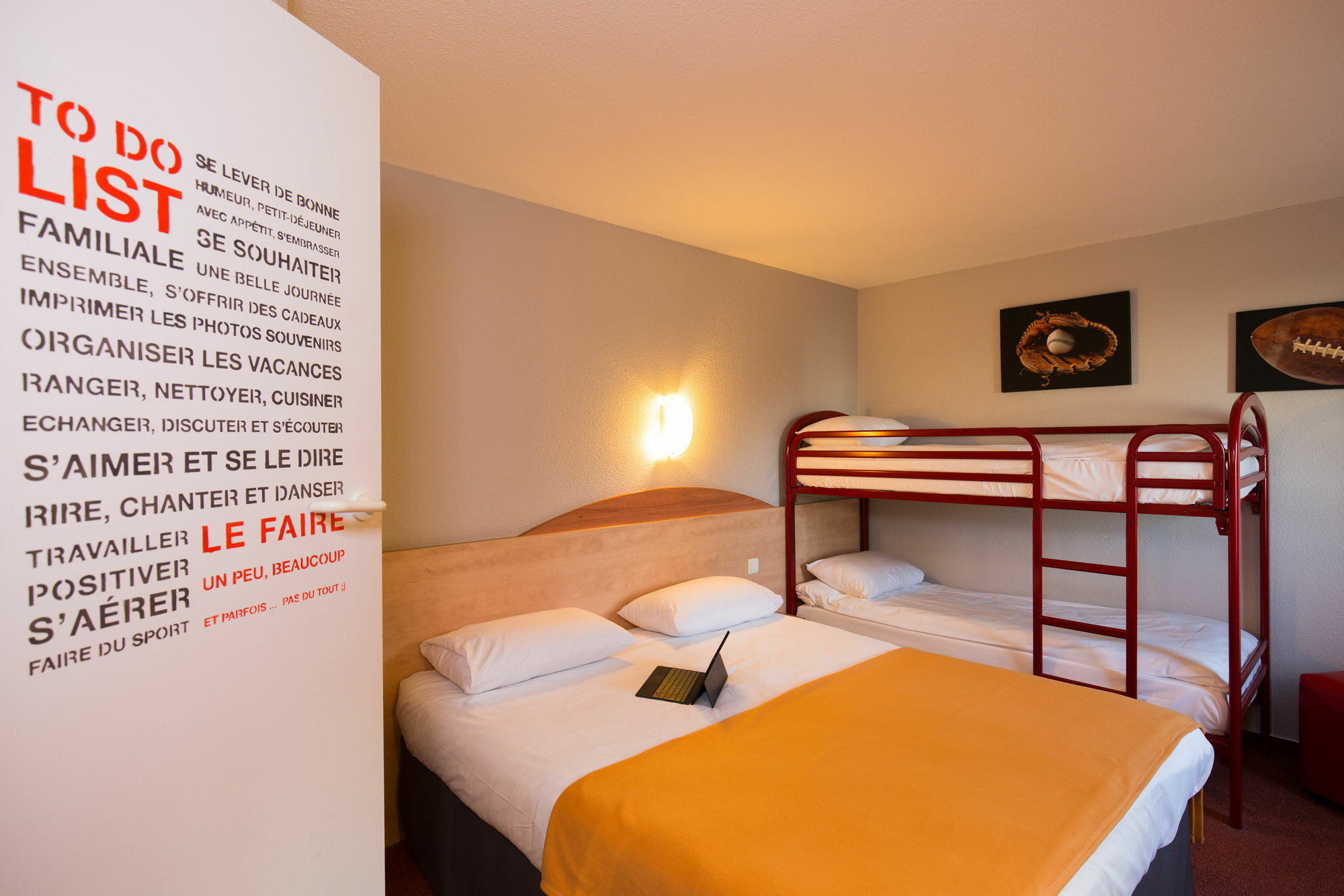 Kyriad Direct Orleans - La Chapelle St Mesmin Zewnętrze zdjęcie